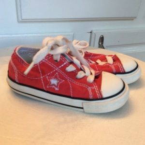 Converse One Star size 6